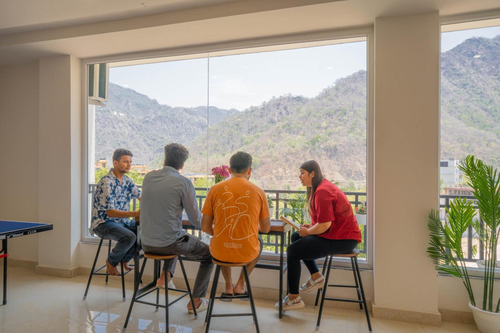 Perfectstayz Alpine Near Laxman Jhula Rishikesh Exterior photo