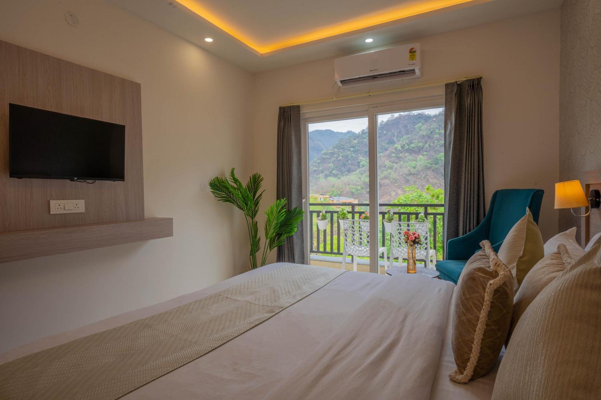 Perfectstayz Alpine Near Laxman Jhula Rishikesh Exterior photo