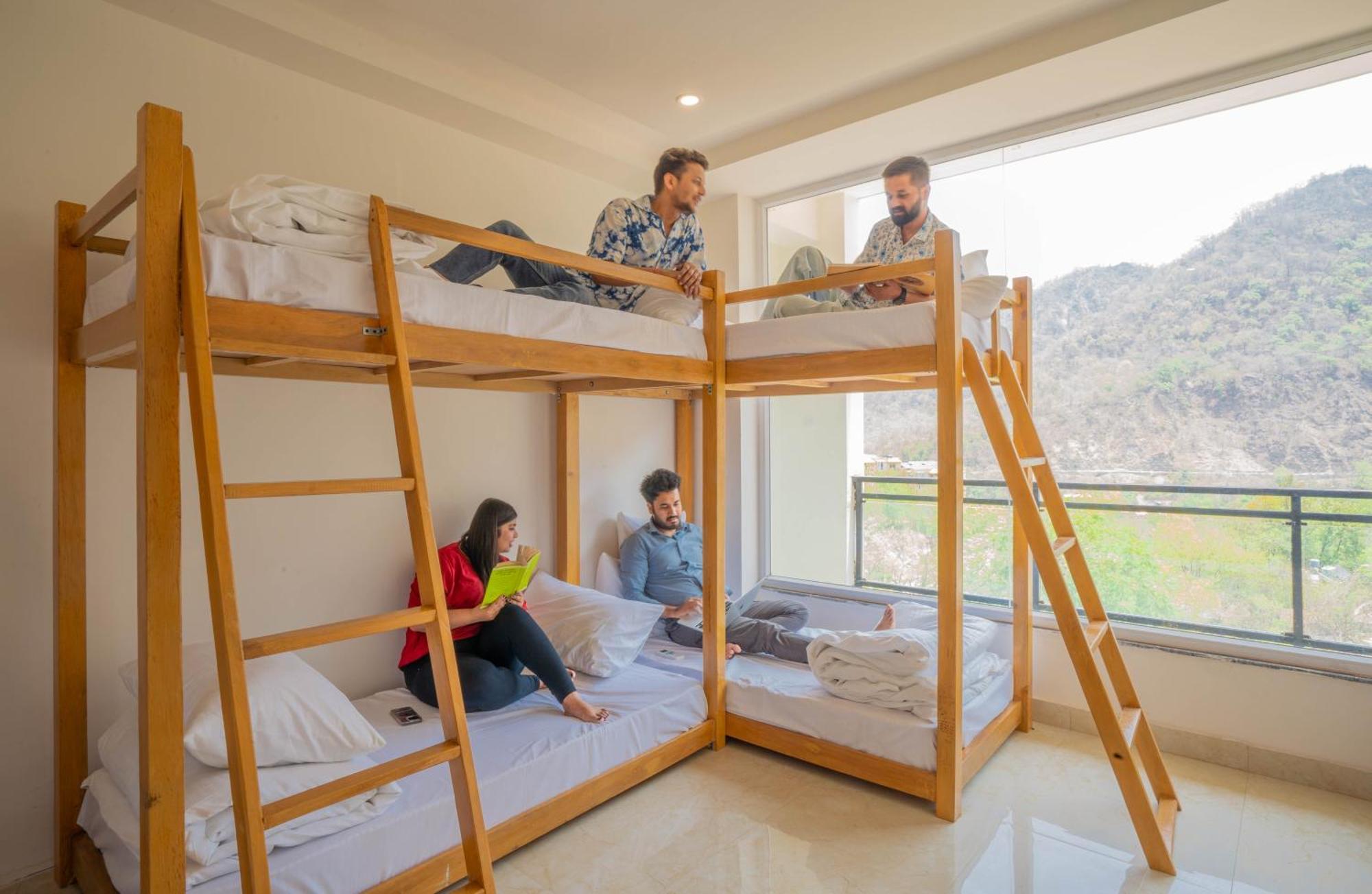 Perfectstayz Alpine Near Laxman Jhula Rishikesh Exterior photo