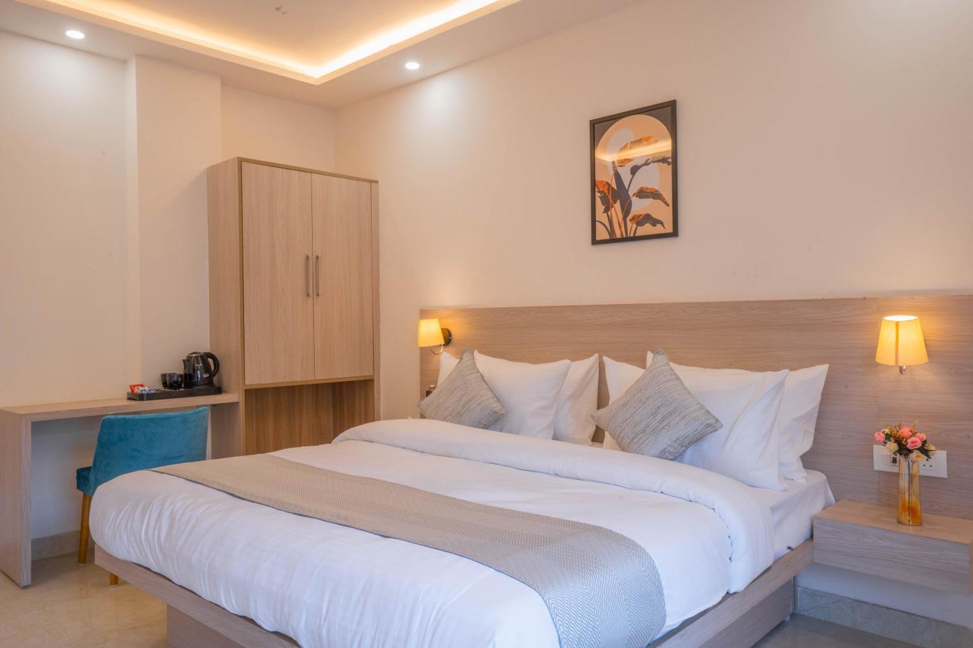 Perfectstayz Alpine Near Laxman Jhula Rishikesh Exterior photo